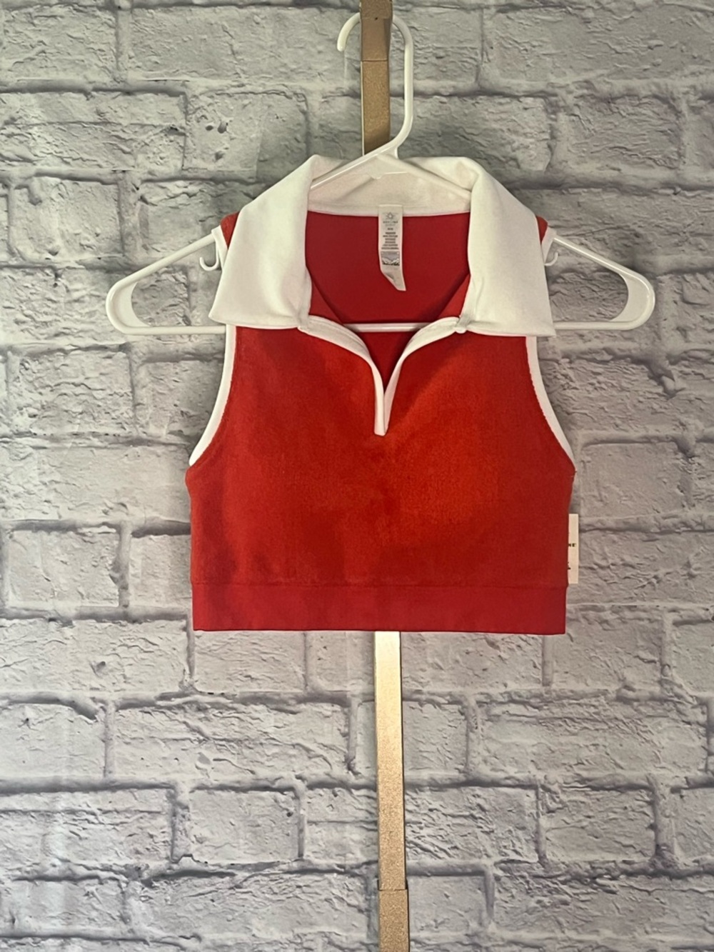 Offline by Aerie NWT medium hole in one terry polo sports bra with padding red